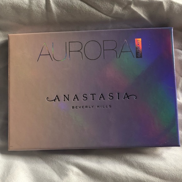 ABH Aurora Highlight Palette - Picture 2 of 3